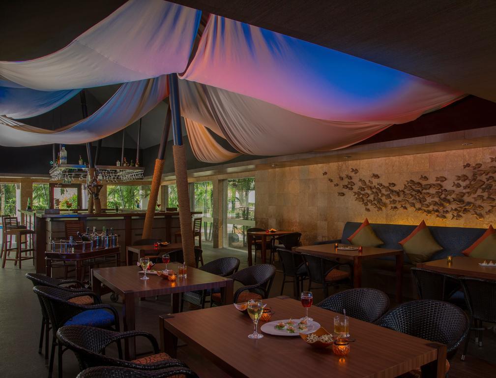Radisson Blu Resort Temple Bay Mamallapuram מראה חיצוני תמונה Interior of the restaurant